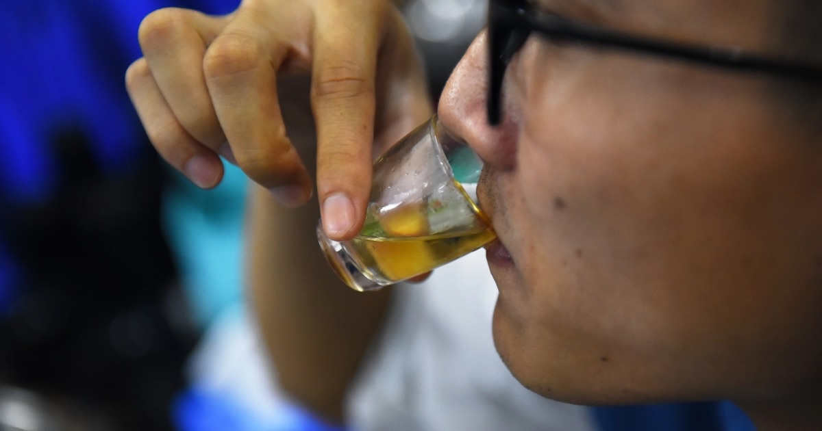 5 cách chống "say nguội" trong chuỗi tất niên dày đặc cuối năm