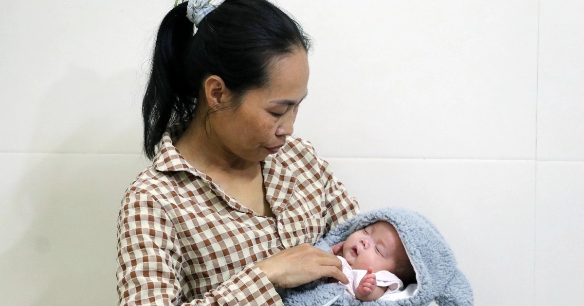 Bác sĩ kể 100 ngày chạy đua với tử thần cứu bé sinh non nặng hơn 5 lạng