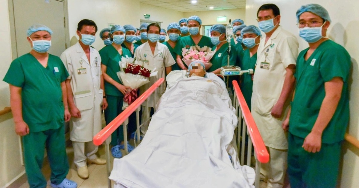 Bệnh viện Quân y 175 ghép gan ca đầu tiên, cháu ruột hiến tạng cứu chú