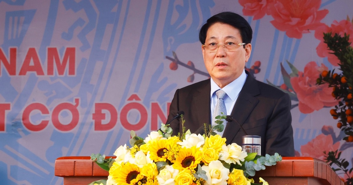 Chủ tịch nước Lương Cường thăm, chúc Tết Bộ tư lệnh Cảnh sát cơ động