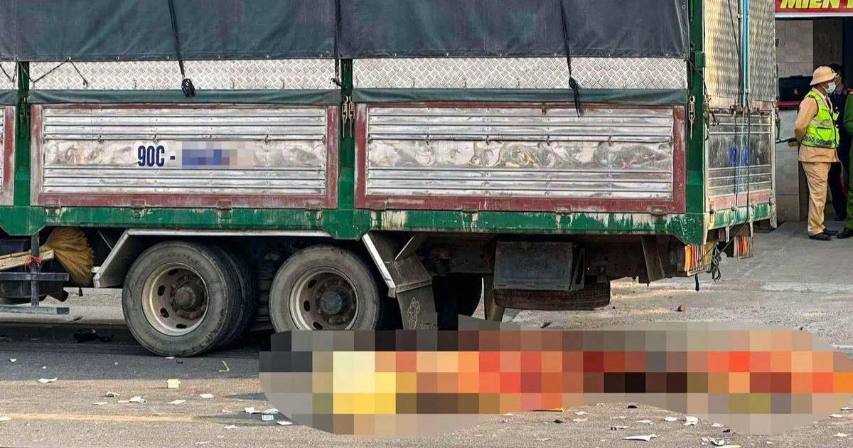 Hà Nội yêu cầu công an điều tra vụ tai nạn giao thông khiến 3 người tử vong