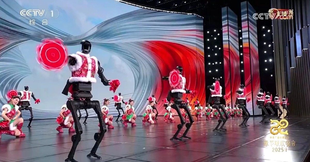 Màn vũ đạo đón Tết Nguyên đán của robot hình người gây kinh ngạc