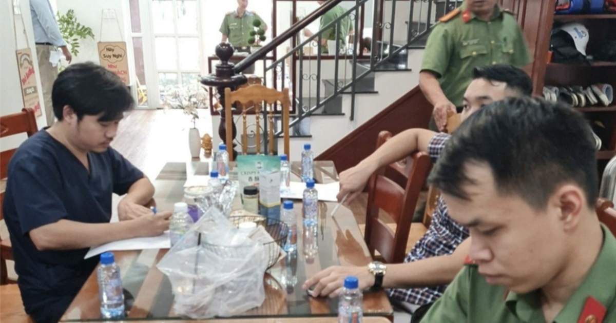 "Mr Lee" bị bắt vì bêu xấu xúc phạm giám đốc bệnh viện thẩm mỹ, là ai?