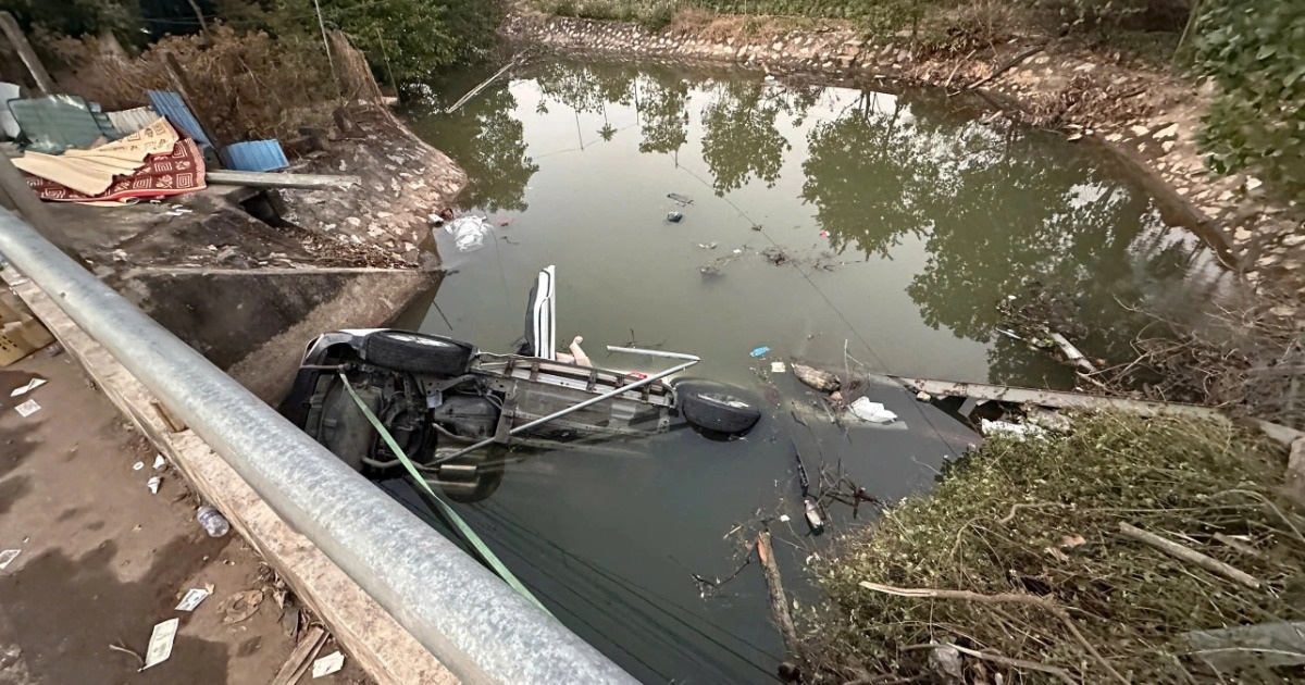 Nguyên nhân nữ tài xế lái ô tô lao xuống kênh khiến 7 người tử vong