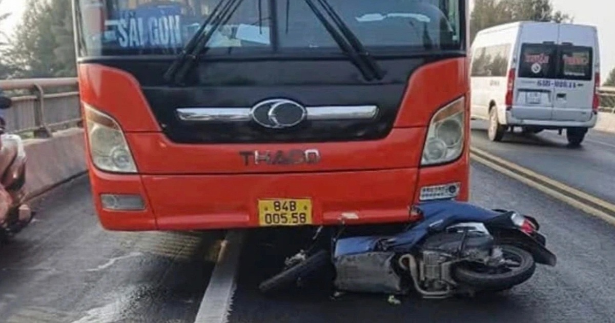 Tai nạn trên cầu Rạch Miễu, một phụ nữ tử vong