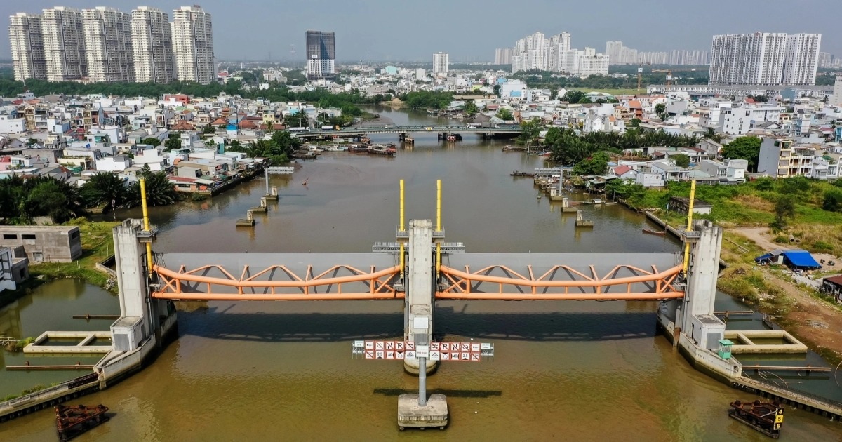 Thủ tướng chỉ đạo gỡ vướng loạt dự án ở TPHCM