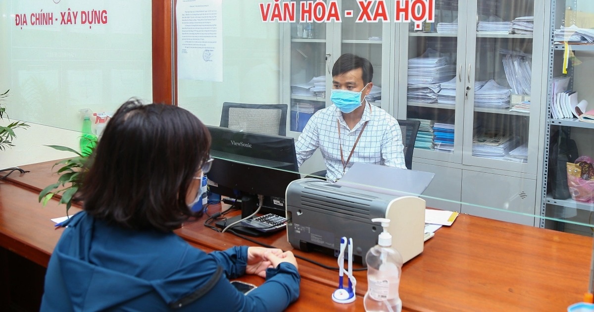 Tuổi nghỉ hưu của công chức, viên chức năm 2025