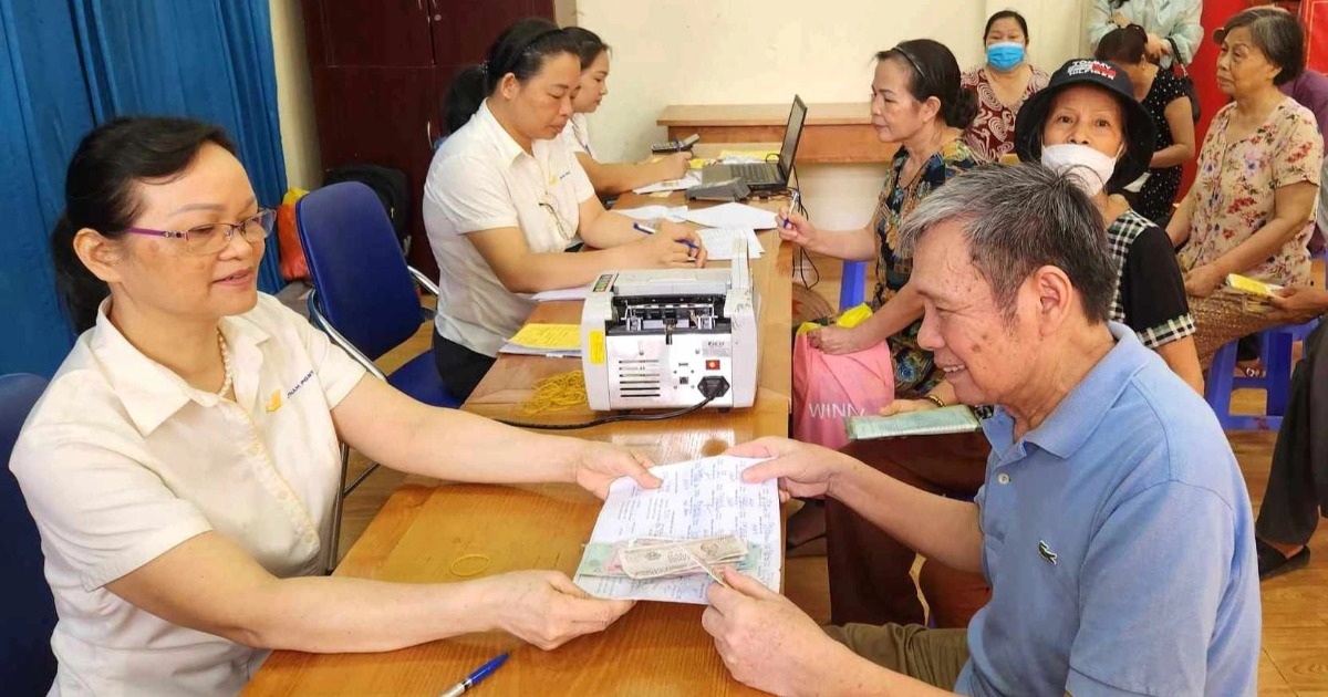Vì sao hàng trăm nghìn người cao tuổi sắp có lương hưu?