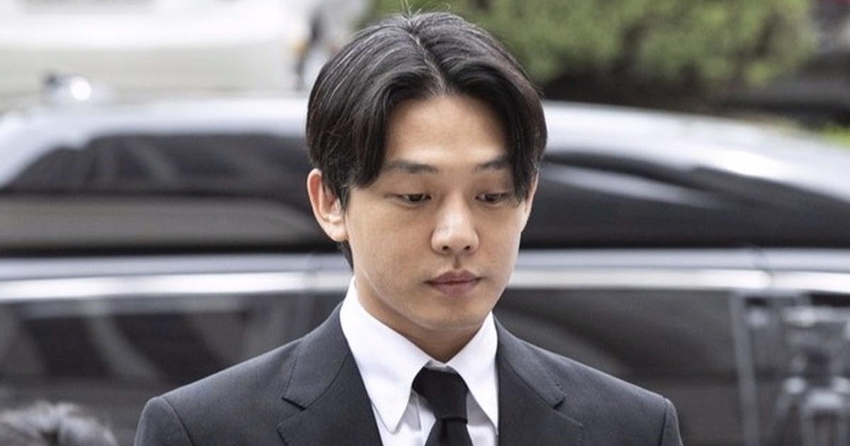 Yoo Ah In Nhận Án Treo: Cơ Hội Trở Lại Làng Giải Trí Hàn Quốc? "Ảnh đế xứ Hàn" hưởng án treo, trở lại làng giải trí sau 5 tháng tạm giam
