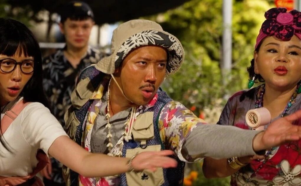 "Bộ tứ báo thủ" bùng nổ tranh cãi, là bước lùi của Trấn Thành?