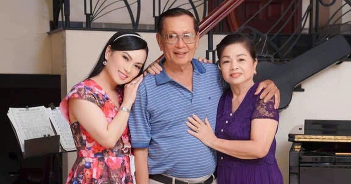Ca sĩ Hà Phương lần đầu hé lộ chuyện tình của bố mẹ