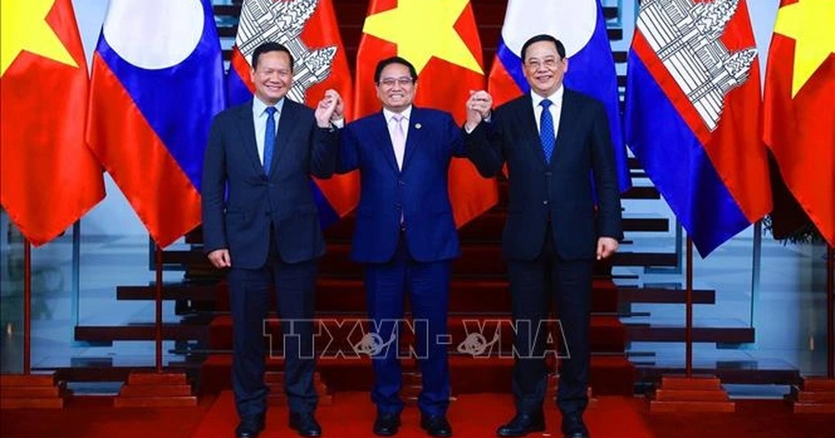 Thủ tướng Việt Nam gặp Thủ tướng Campuchia và Lào, khẳng định hợp tác ba nước ngày càng phát triển Cuộc làm việc của Thủ tướng Việt Nam - Campuchia - Lào
