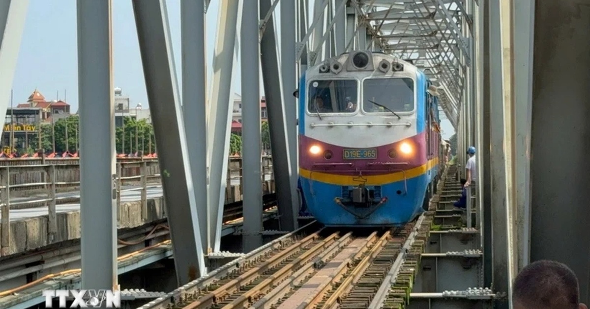 Proyek Kereta Api Lào Cai-Hà Nội-Hải Phòng: Hải Phòng Akan Berkontribusi Rp160 Triliun Hải Phòng sẽ góp gần 11.000 tỷ đồng cho Dự án Đường sắt Lào Cai-Hà Nội-Hải Phòng