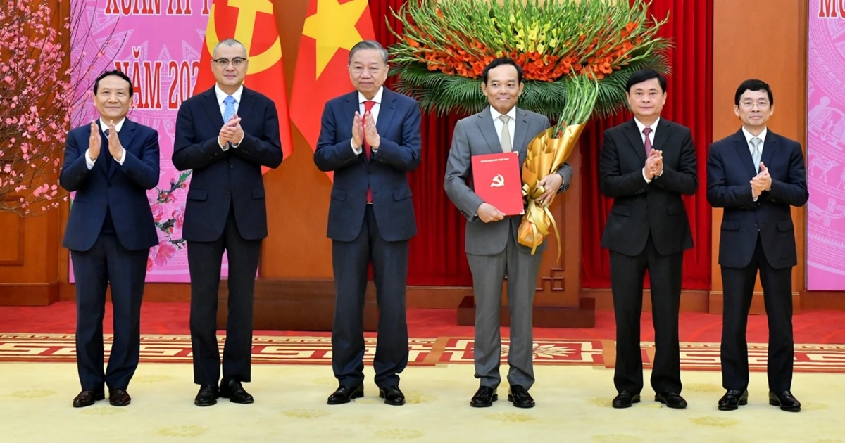 Hợp nhất Ban Tuyên giáo và Ban Dân vận, đổi tên Ban Kinh tế Trung ương