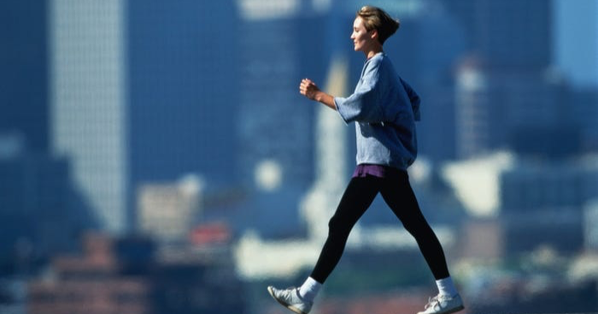 Mẹo đi bộ nhanh giúp xương khỏe hơn