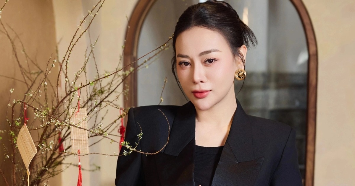 Phương Oanh chia sẻ về năm tuổi Ất Tỵ, cuộc sống viên mãn bên Shark Bình