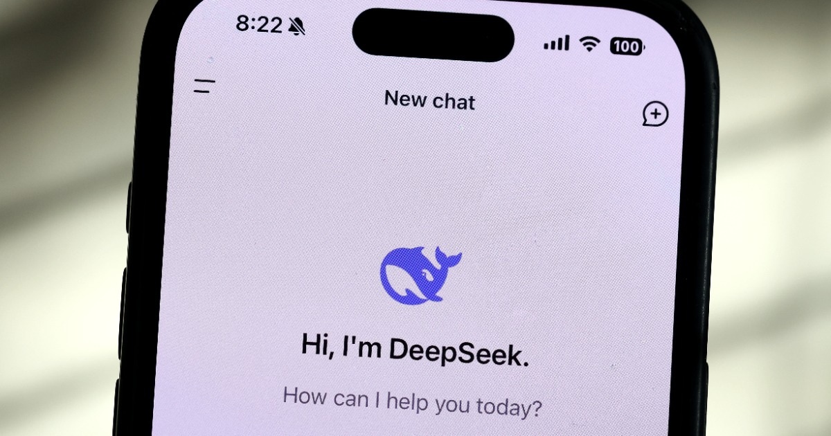 Ứng dụng DeepSeek trên iPhone Gửi Dữ Liệu Nhạy Cảm về Trung Quốc: Những Lo ngại về Bảo Mật Ứng dụng DeepSeek trên iPhone gửi dữ liệu nhạy cảm về Trung Quốc