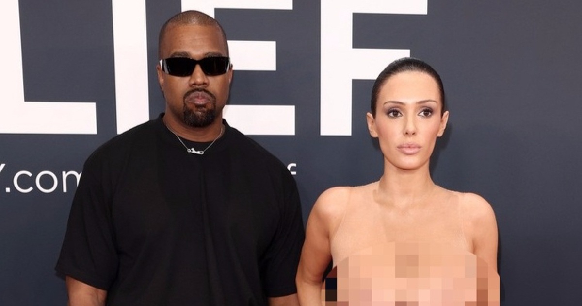 Kanye West và màn gây sốc tại Grammy 2025: Khi nghệ thuật vượt giới hạn Vợ bị chê cười vì mặc như khỏa thân, Kanye West vẫn gọi đó là "nghệ thuật"