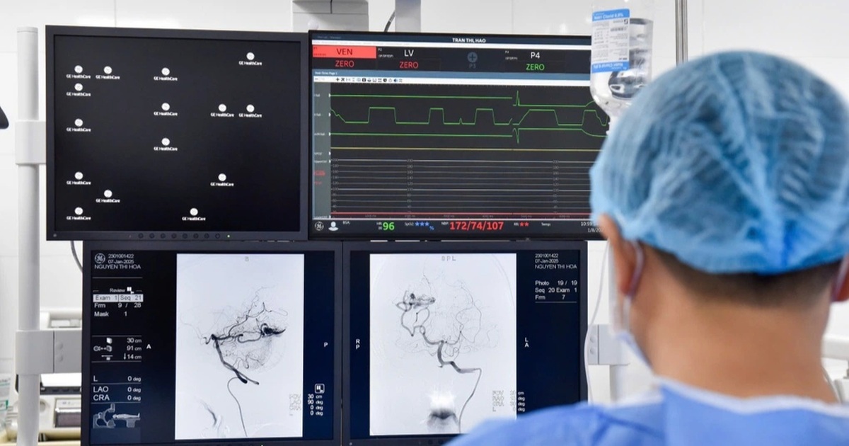 التحول الرقمي يُعزز قطاع الصحة في العاصمة هانوي عام 2025 Y tế Hà Nội đẩy mạnh chuyển đổi số, ứng dụng AI