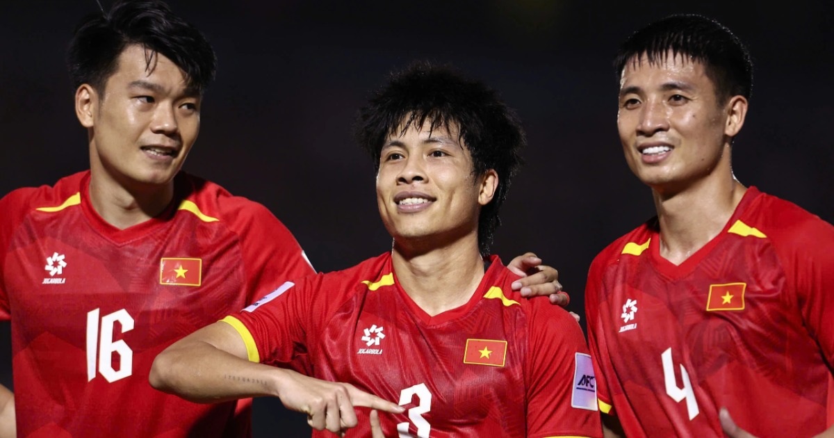 Hợp Luyện Diễu Binh Chào Mừng Đại Lễ 30/4 Phản ứng của CĐV Đông Nam Á khi tuyển Việt Nam và Indonesia chiến thắng