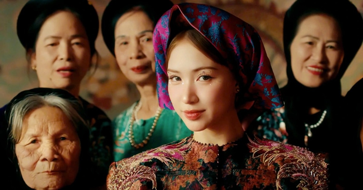Hòa Minzy Kéo Cả Làng Quay MV, Đãi Gần 100 Mâm Cỗ Tại Quê Nhà Hòa Minzy "kéo" cả làng đi quay MV, đãi gần 100 mâm cỗ tại quê nhà