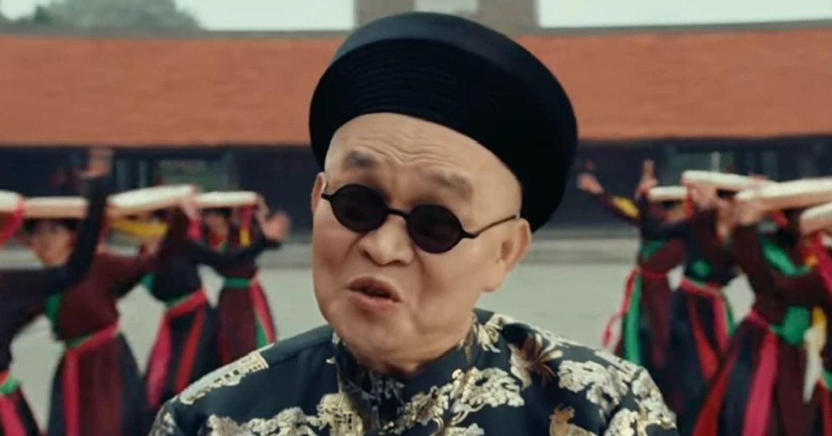 Xuân Hinh: Vượt Qua “Bú Fame” Và Khẳng Định Tinh Thần Nghệ Sĩ Nghệ sĩ Xuân Hinh yêu lúc 13 tuổi, đáp trả hài hước khi bị nói "hám fame"