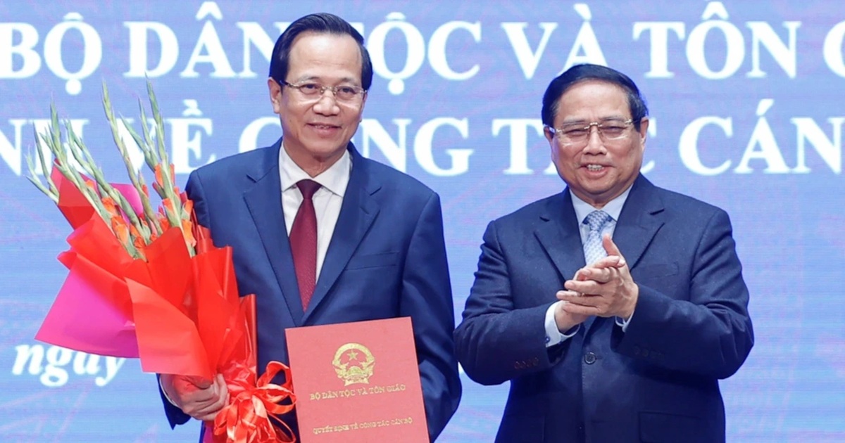 Vietnam’s Prime Minister Addresses School & Healthcare Needs in Remote Areas Thủ tướng: "Xây trường nội trú để học sinh không phải đi bộ hàng chục km"