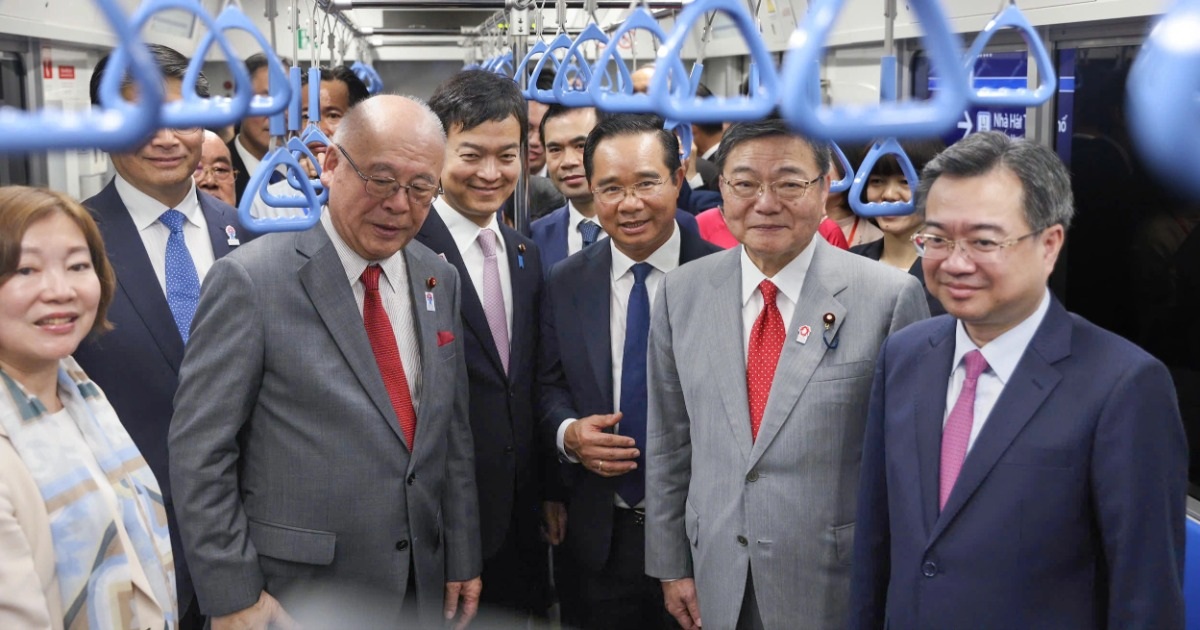 Tiến độ chậm trễ, Dự án cao tốc Khánh Hòa – Buôn Ma Thuột thành phần 3 đối mặt thách thức Toàn cảnh lễ khánh thành tuyến metro đầu tiên ở TPHCM
