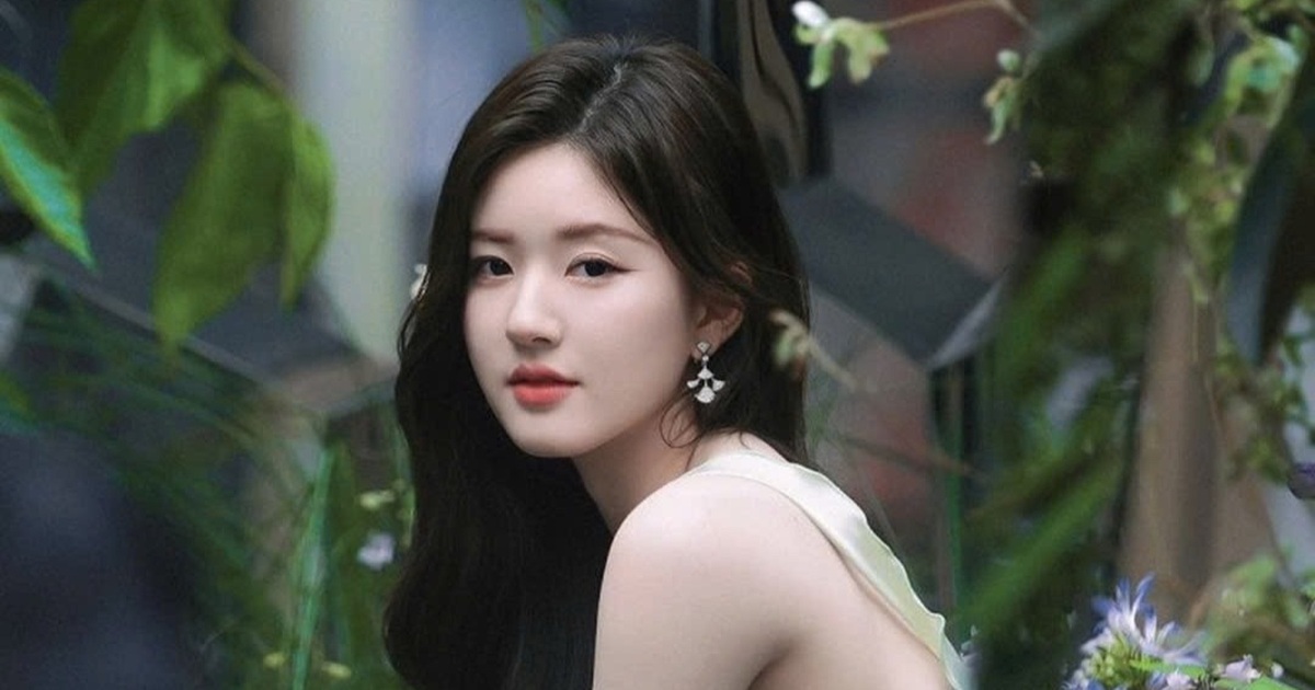 Triệu Lộ Tư: Từ “thánh nữ” đến “tội đồ” trong cơn bão dư luận Triệu Lộ Tư: Từ thánh nữ vạn người mê thành "tội đồ làm gì cũng bị ghét"