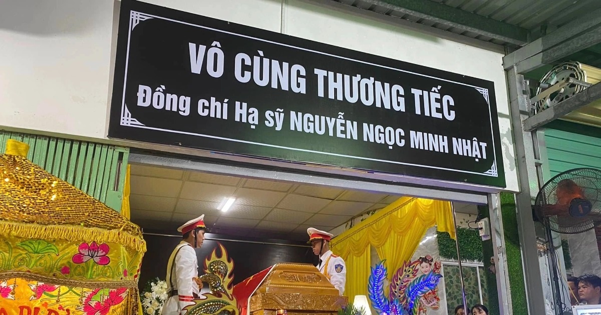 Thăng cấp hàm vượt bậc cho chiến sĩ hy sinh, hỗ trợ gia đình 100 triệu Truy thăng cấp bậc hàm vượt bậc với cảnh sát cơ động hy sinh ở Vũng Tàu