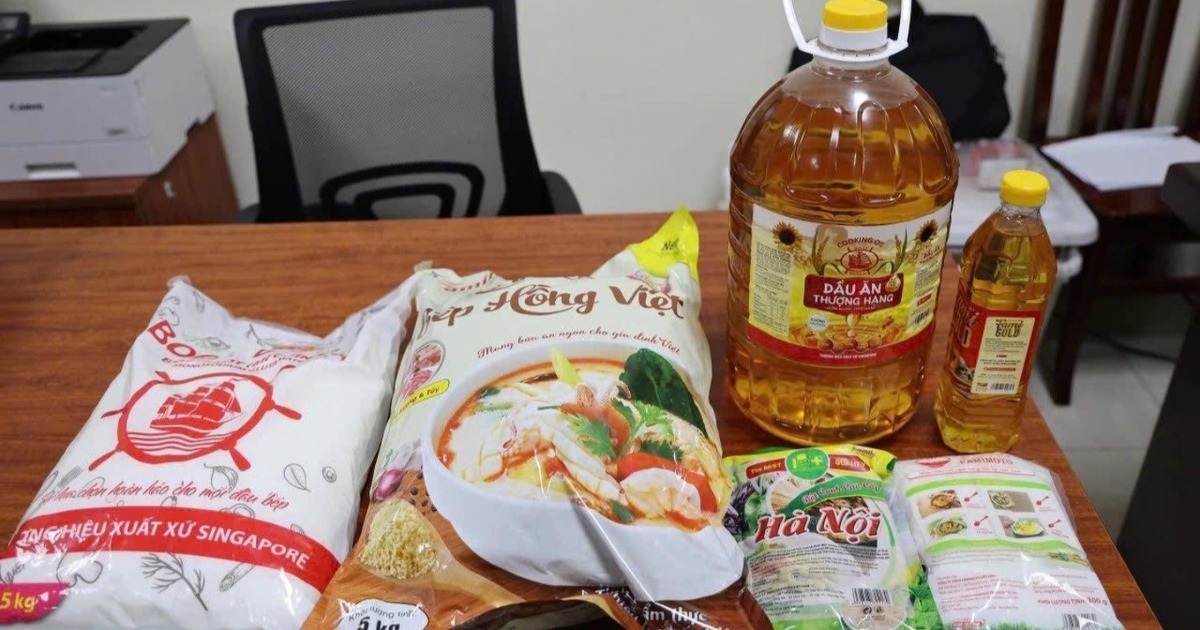 Hàng giả tràn lan từ giường bệnh đến mâm cơm: Hiểm họa khôn lường Hàng giả đổ bộ từ giường bệnh đến mâm cơm