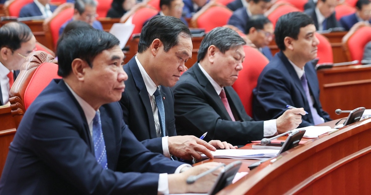 Tai nạn giao thông thương tâm trên đường Hoàng Cầm, 2 mẹ con tử vong Trung ương thảo luận loạt nội dung về sắp xếp bộ máy và đơn vị hành chính