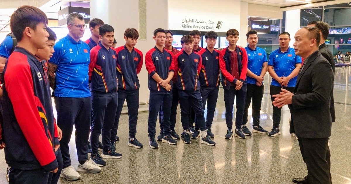 U17 Việt Nam về nước, HLV Cristiano Roland nói lời tâm huyết U17 Việt Nam về nước, HLV Cristiano Roland nói lời tâm huyết