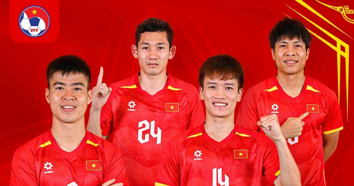 HLV Kim Sang Sik và Đội Tuyển Việt Nam Trước Trận Đại Chiến Với Man Utd Báo Hàn Quốc lo cho tuyển Việt Nam và HLV Kim Sang Sik trước trận đại chiến
