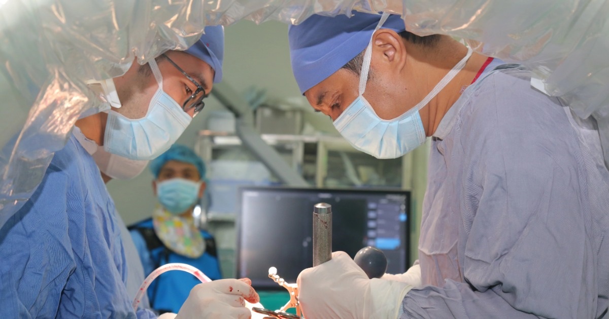Bệnh lý cột sống ngày càng là vấn đề sức khỏe nghiêm trọng Bệnh lý cột sống ngày càng là vấn đề sức khỏe nghiêm trọng