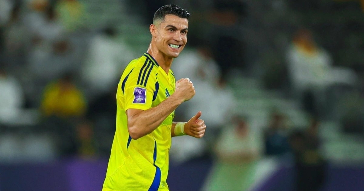 C.Ronaldo Tạm Dừng Đàm Phán Hợp Đồng Với Al Nassr Sau Thất Bại Liên Tiếp C.Ronaldo có động thái bất ngờ, tương lai trở nên bấp bênh