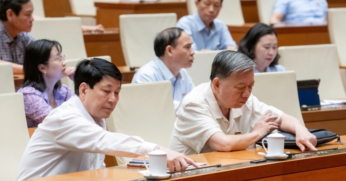 Quốc Hội Thông Qua Nghị Quyết Hỗ Trợ Kinh Tế Tư Nhân Phát Triển Chi ngân sách đào tạo 10.000 CEO, cho tư nhân làm dự án quan trọng quốc gia