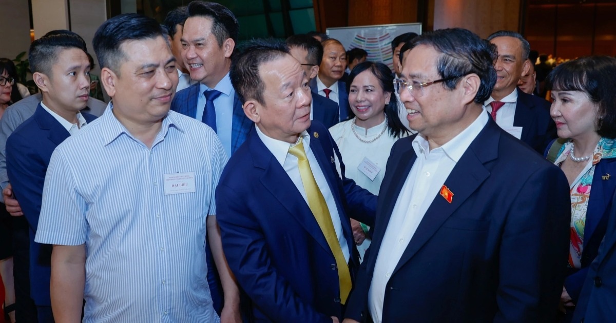 Cuộc Đối Thoại Đặc Biệt Của Thủ Tướng Với Doanh Nhân Tại Hội Trường Diên Hồng Cuộc đối thoại đặc biệt của Thủ tướng với doanh nhân giữa Diên Hồng