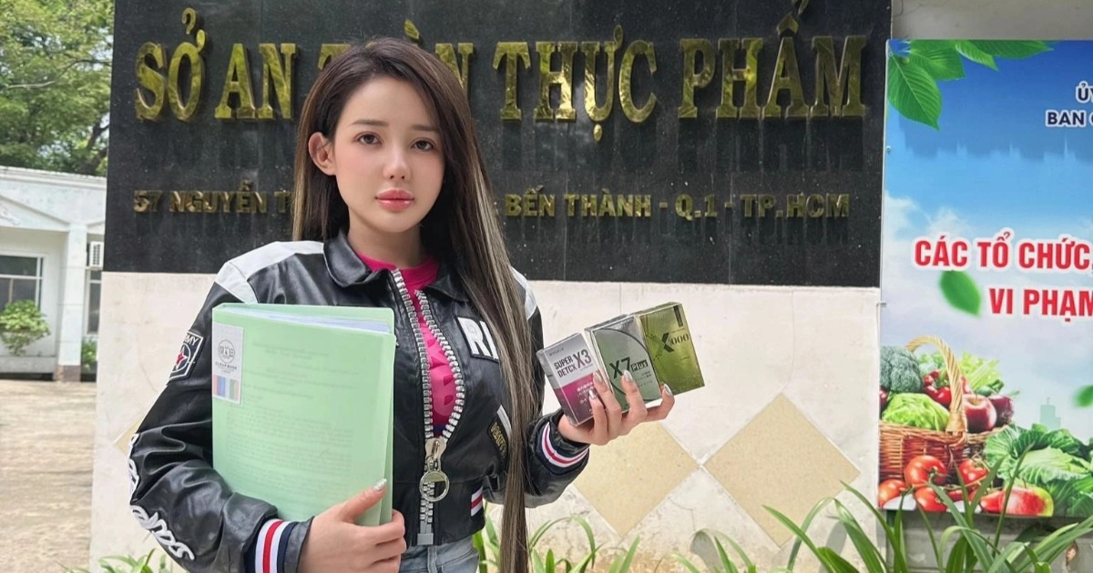 DJ Ngân 98 Đến Sở An Toàn Thực Phẩm TPHCM Cung Cấp Hồ Sơ Sản Phẩm Giảm Cân DJ Ngân 98 đến Sở An toàn thực phẩm TPHCM cung cấp hồ sơ sản phẩm giảm cân