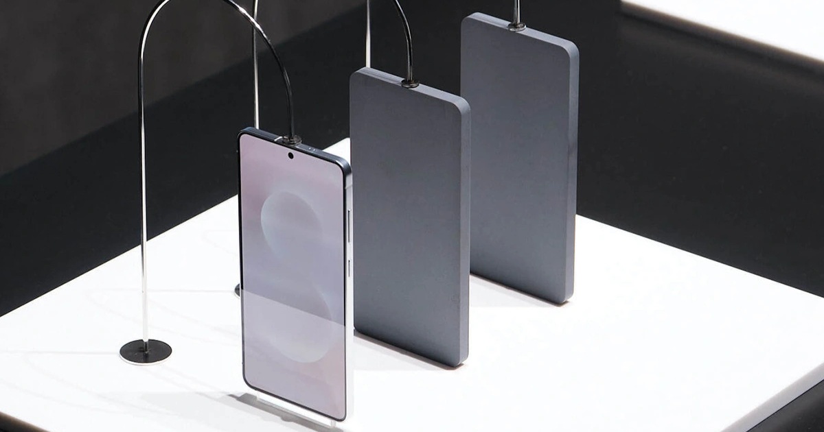 Điện thoại Samsung Galaxy S25 Edge lộ cấu hình và giá bán “chát” Điện thoại Samsung Galaxy S25 Edge lộ cấu hình và giá bán "chát"