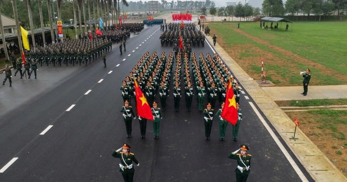 Hà Nội Chuẩn Bị Kỷ Niệm 80 Năm Cách Mạng Tháng Tám và Quốc Khánh 2/9 Hà Nội: Lắp nhiều màn hình LED phục vụ lễ diễu binh, diễu hành
