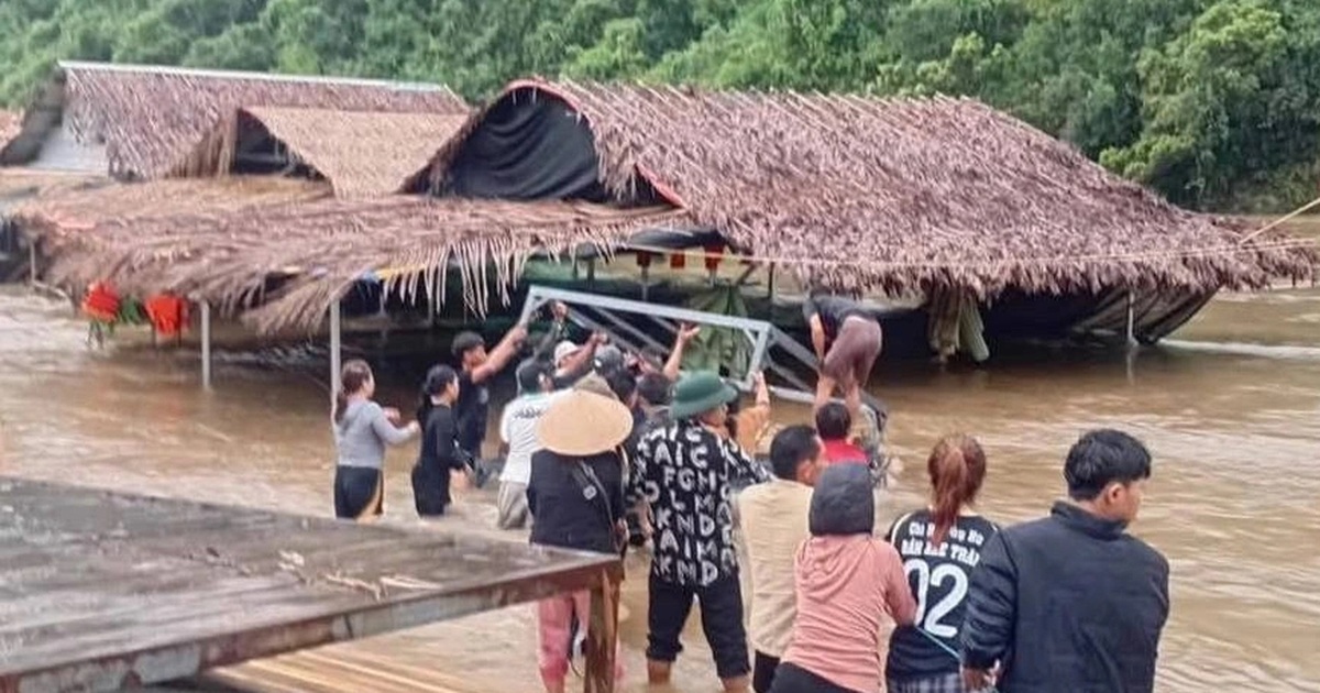 Lũ Cuốn Trôi Hàng Loạt Hàng Quán Khu Du Lịch Tại Huế, Chính Quyền Khẩn Trương Hỗ Trợ Hàng loạt hàng quán khu du lịch tại Huế bị lũ cuốn trôi