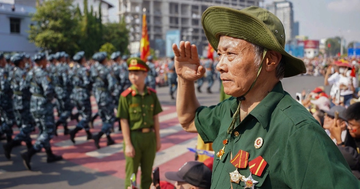 Hẹn gặp lại Sài Gòn Hẹn gặp lại Sài Gòn