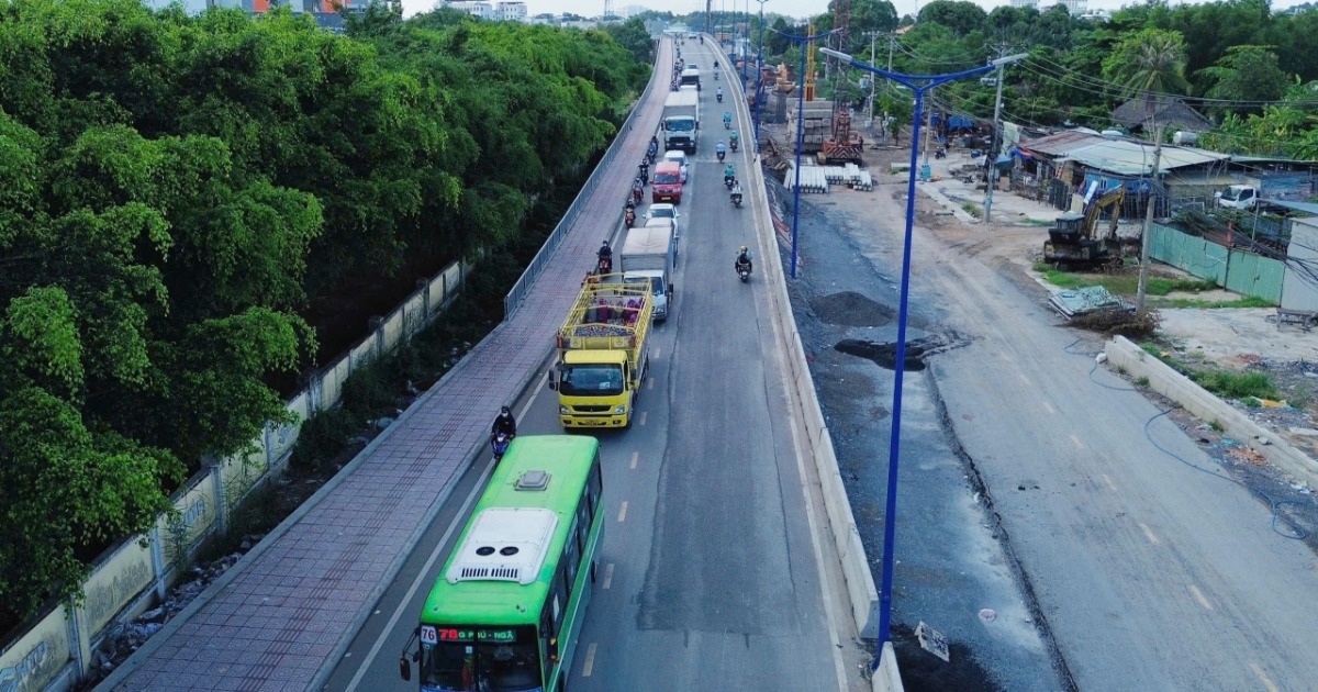 Khắc Phục Xong Sự Cố Sụt Lún Đường Dẫn Cầu Tăng Long Ở TPHCM Khắc phục xong sự cố sụt lún đường dẫn cầu Tăng Long ở TPHCM