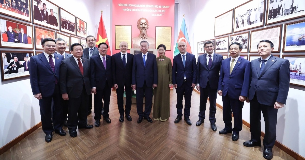 Khánh Thành Phòng Lưu Niệm Chủ Tịch Hồ Chí Minh Với Ngành Dầu Khí Việt Nam – Azerbaijan Khánh thành Phòng lưu niệm Chủ tịch Hồ Chí Minh với ngành Dầu khí Việt Nam-Azerbaijan
