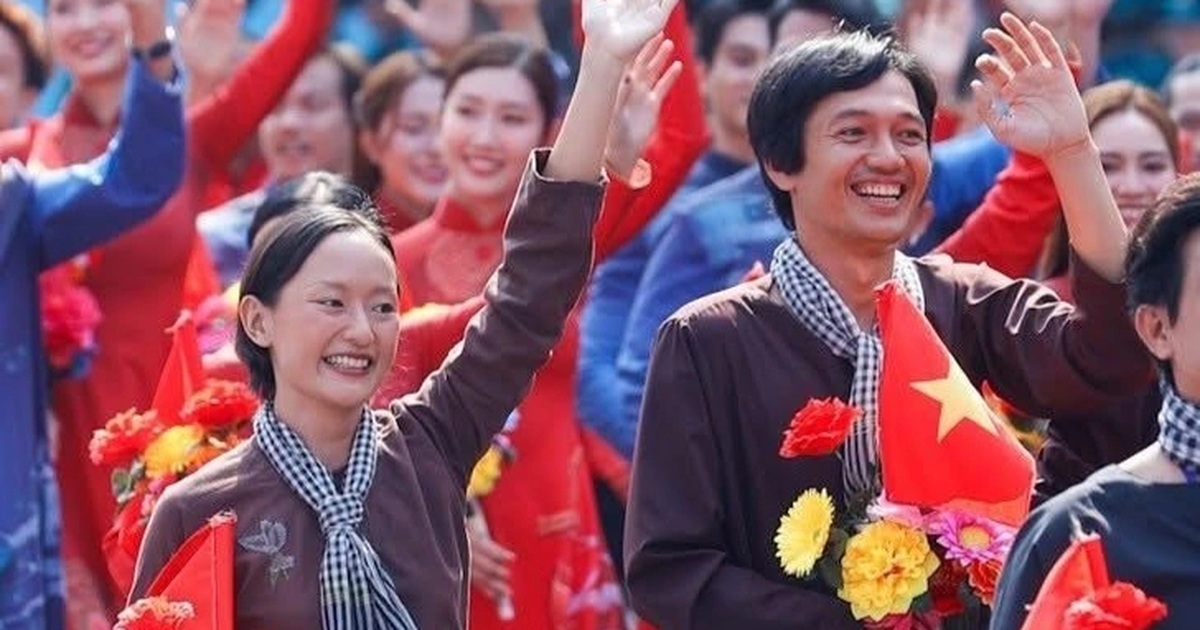 Khoảnh khắc Tư Đạp, Ba Hương “Địa đạo” rạng rỡ trong hòa bình gây xúc động Khoảnh khắc Tư Đạp, Ba Hương "Địa đạo" rạng rỡ trong hòa bình gây xúc động