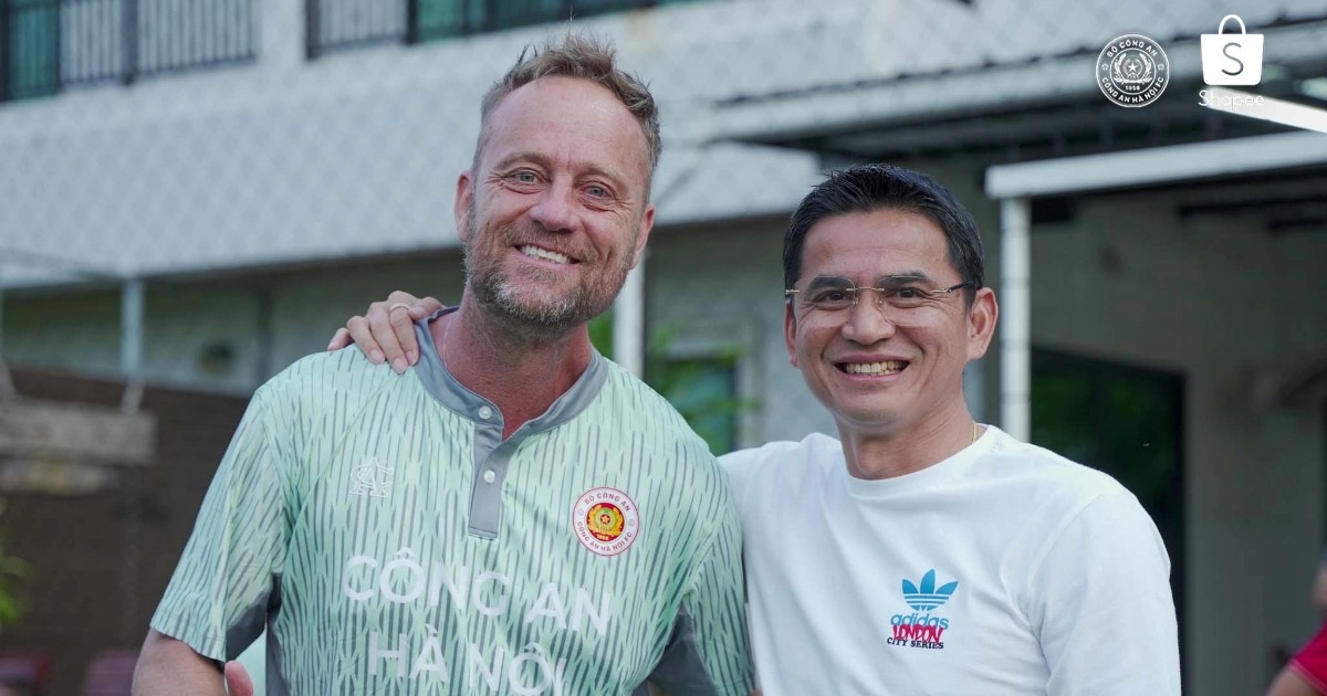 Kiatisuk có hành động bất ngờ, có thể giúp CLB CAHN thắng Buriram United Kiatisuk có hành động bất ngờ, có thể giúp CLB CAHN thắng Buriram United