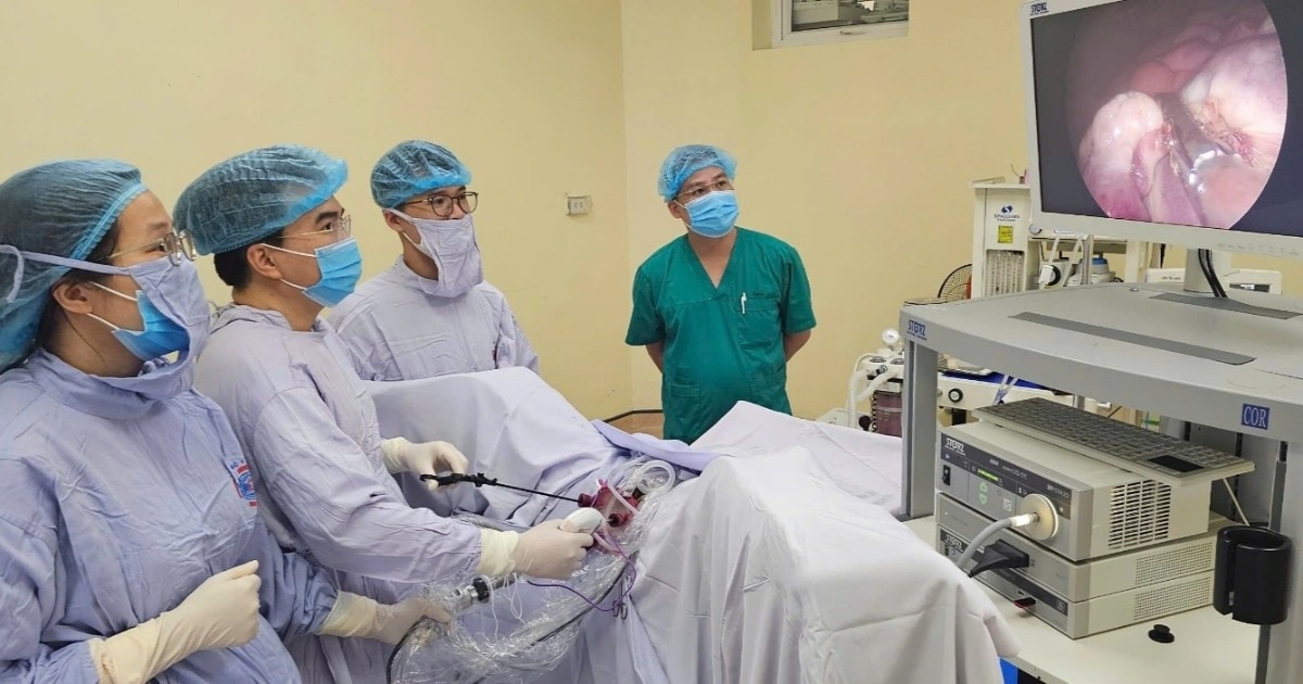 Lần Đầu Tiên: Chữa Ung Thư Phụ Khoa Bằng Phẫu Thuật Không Để Lại Sẹo Lần đầu tiên: Chữa ung thư phụ khoa bằng phẫu thuật không để lại sẹo