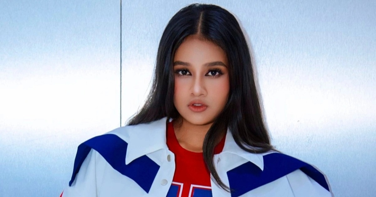 “Mẫu nhí” Laisha mê áo dài Việt Nam, kể chuyện catwalk trên giày 15cm "Mẫu nhí" Laisha mê áo dài Việt Nam, kể chuyện catwalk trên giày 15cm