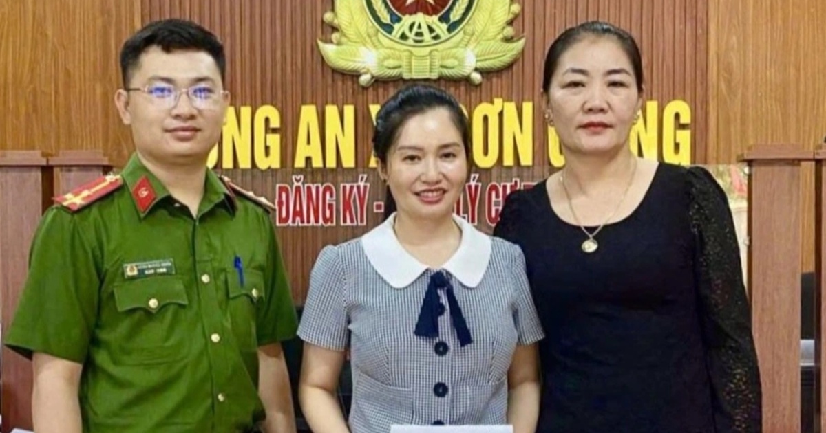 Người Phụ Nữ Vội Báo Công An Vì Nhận Được 1,5 Tỷ Đồng Trong Tài Khoản Người phụ nữ vội báo công an vì nhận được 1,5 tỷ đồng trong tài khoản